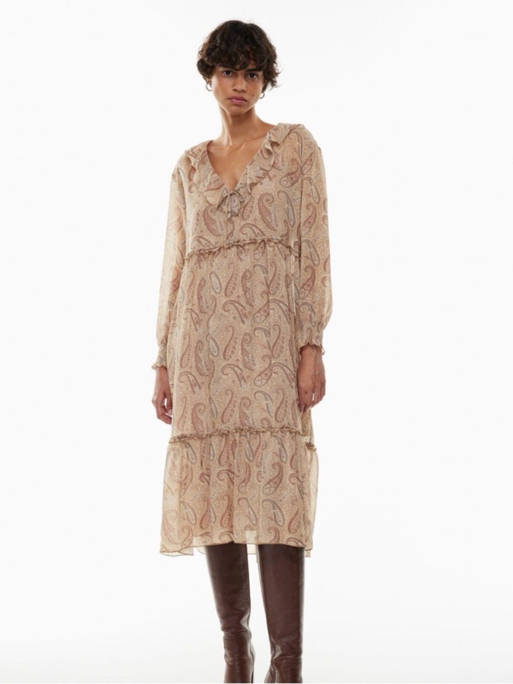 Wilfred Aritzia Julia Dress Paisley Print Ruffle Neck Maxi Chiffon Size Large